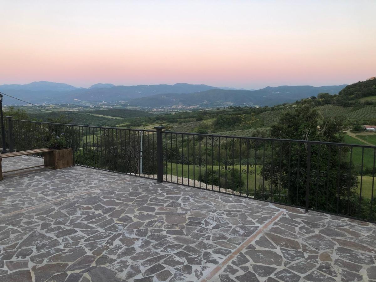 Casa Vacanze Vecchio Frantoio Residenza Moraiolo 스폴레토 외부 사진